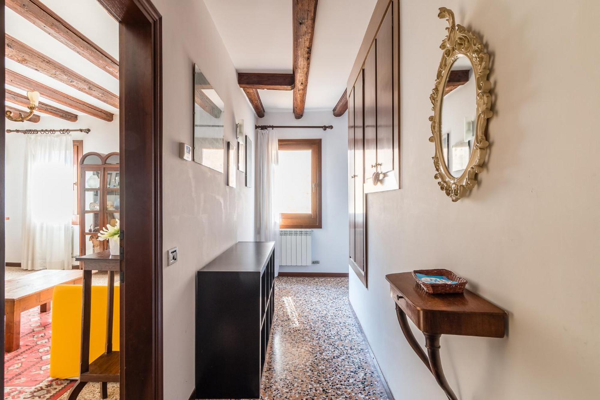 Vivaldi Apartman Velence Szoba fotó